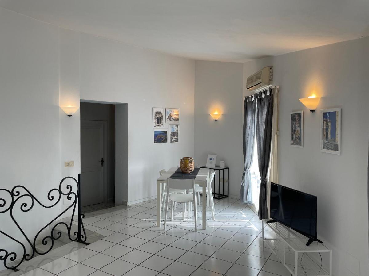 Il Balcone Al Molo Lejlighed Cefalù Eksteriør billede