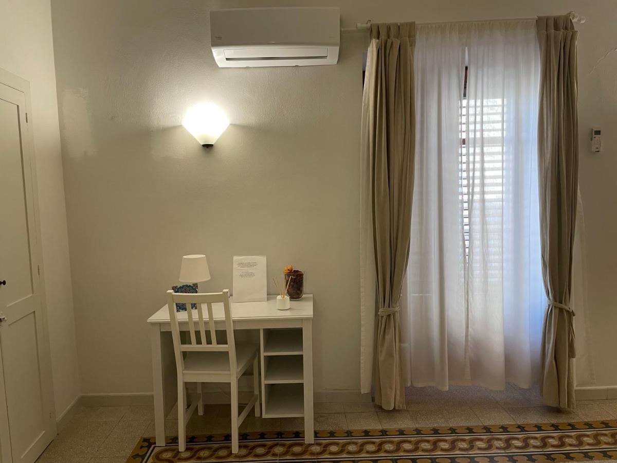 Il Balcone Al Molo Lejlighed Cefalù Eksteriør billede