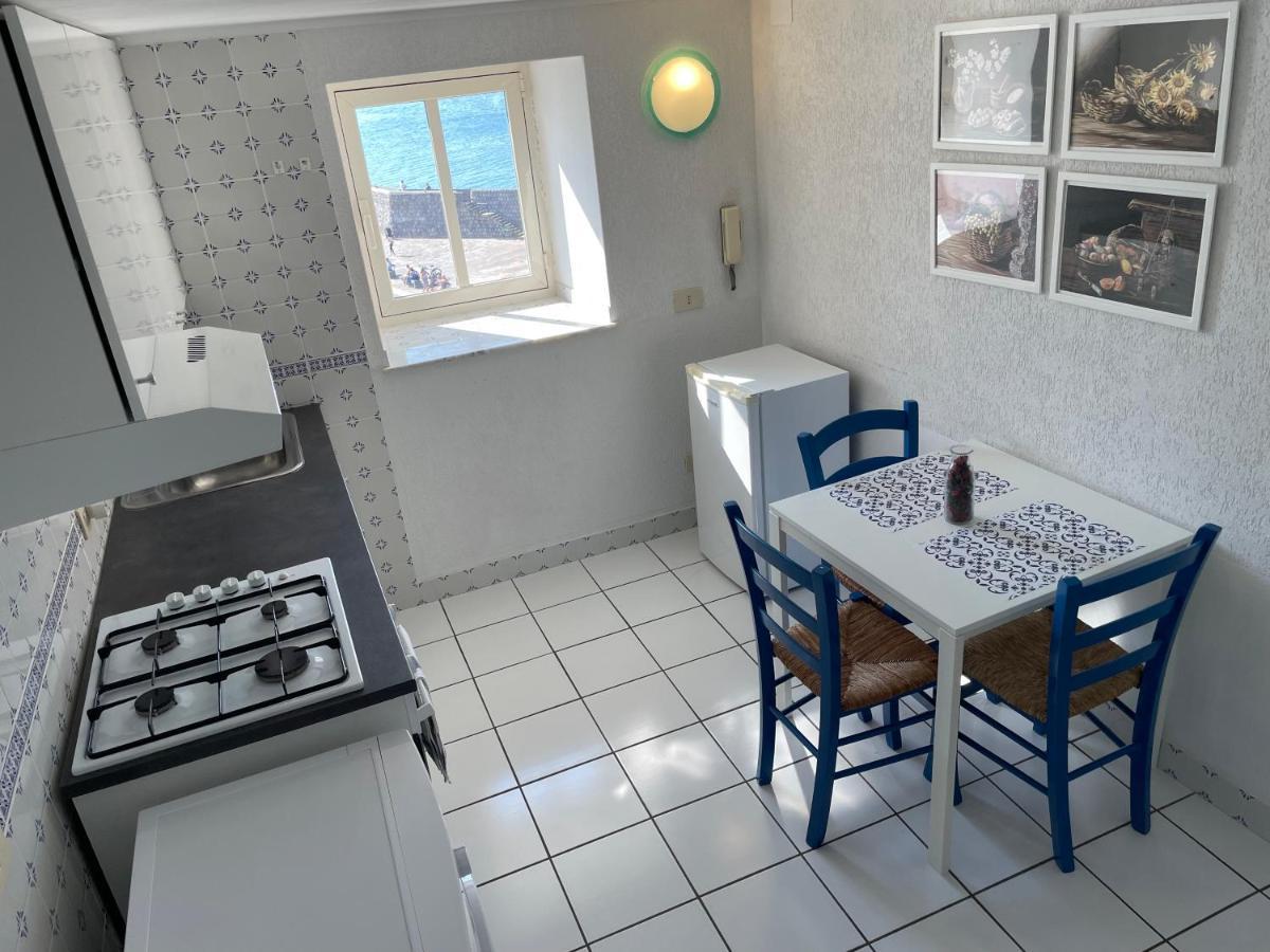 Il Balcone Al Molo Lejlighed Cefalù Eksteriør billede