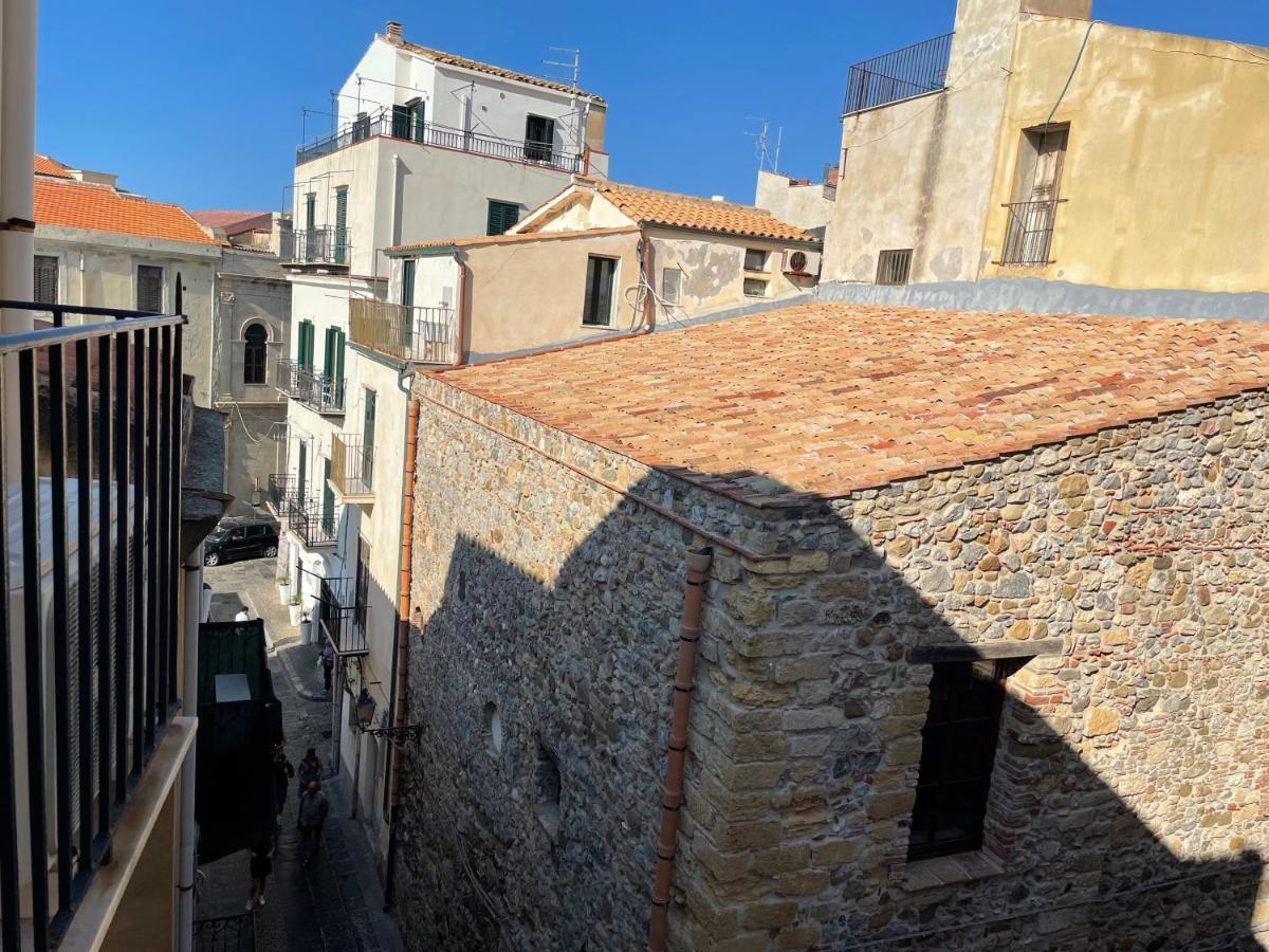 Il Balcone Al Molo Lejlighed Cefalù Eksteriør billede