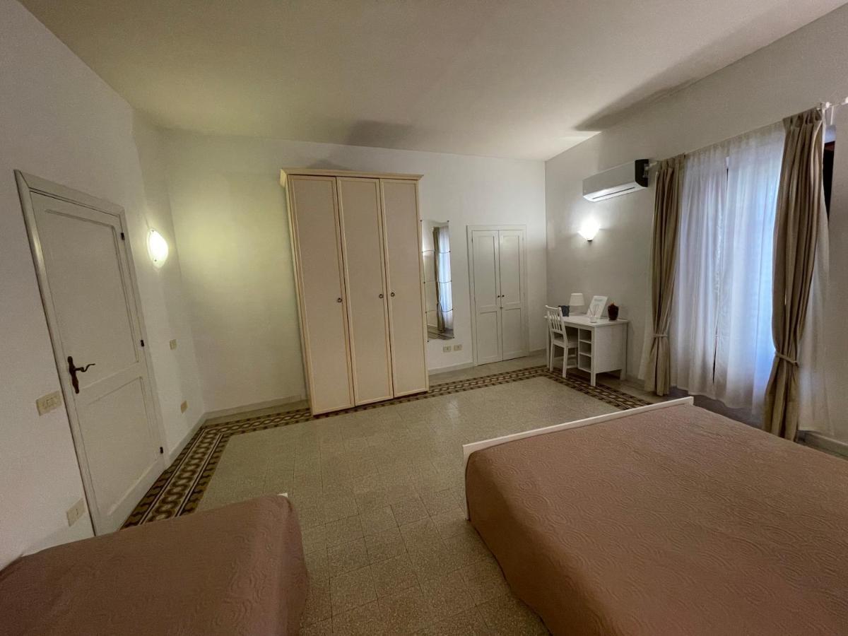 Il Balcone Al Molo Lejlighed Cefalù Eksteriør billede